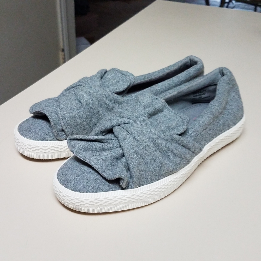Pop Sugar Gonzo sneaker Size 8